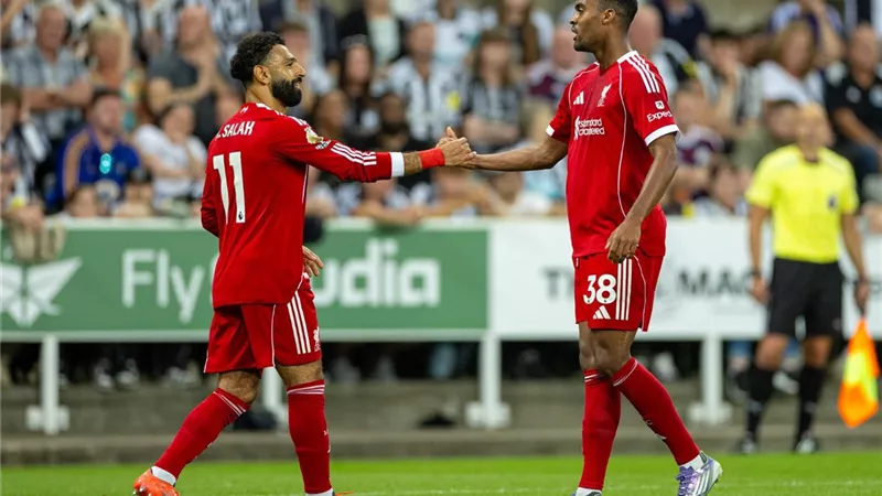 تقييم محمد صلاح في مباراة ليفربول وآرسنال يثير الجدل