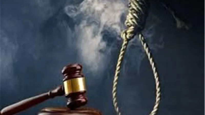 الإعدام لشاب قتل والدته وأحرق جثتها تحت تأثير المخدرات في الشرقية