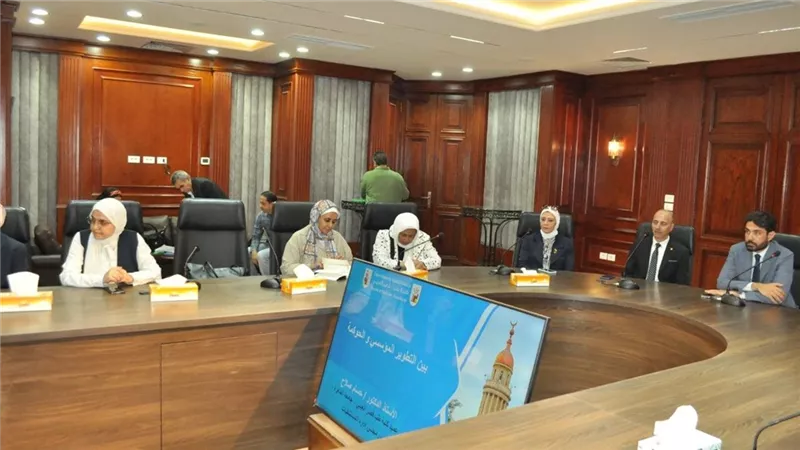 كلية طب قصر العيني تستقبل فريق المتابعة لشركة QME المانحة لاعتماد الأيزو