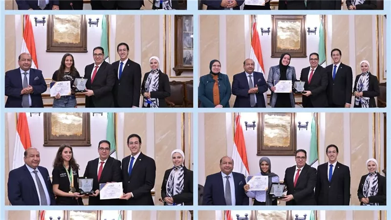 منح دراسية لطلاب جامعة القاهرة الحاصلين على المراكز الأولى في البطولات الدولية