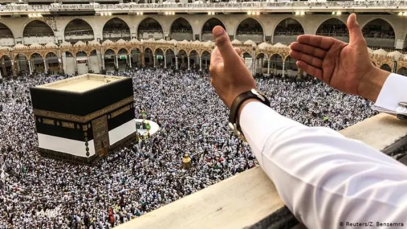 عمرة المولد النبوي.. غرامات تصل إلى 3 ملايين جنيه للمخالفين في القانون