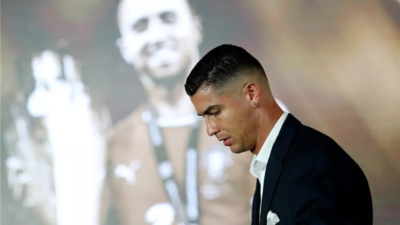 فيفا يعتمد بطولة «النصر» العربية رسميًا ورونالدو يضيف لقبًا لمسيرته الأسطورية
