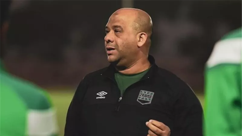 تفاصيل اتصال الخطيب بوليد صلاح الدين قبل تعيينه مديرًا للكرة بالأهلي