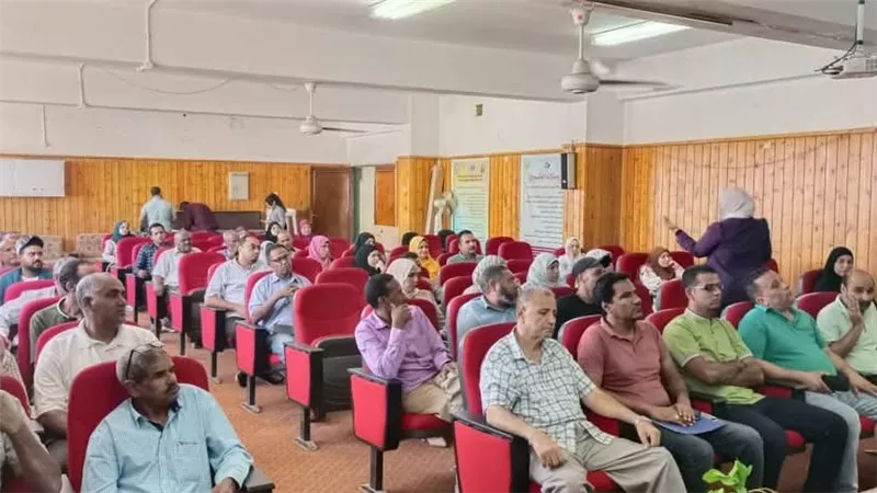 جامعة جنوب الوادي تنظم ندوة توعوية عن مكافحة الفساد بكلية الطب البيطرى