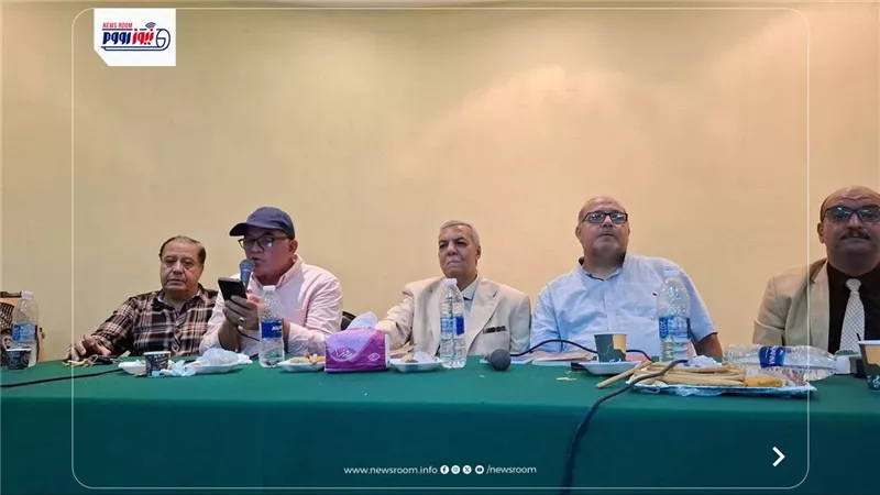 ثقافة الفيوم تحتفي بتجربة الشاعر أحمد نبوي وسط حضور أدبي وجماهيري مميز