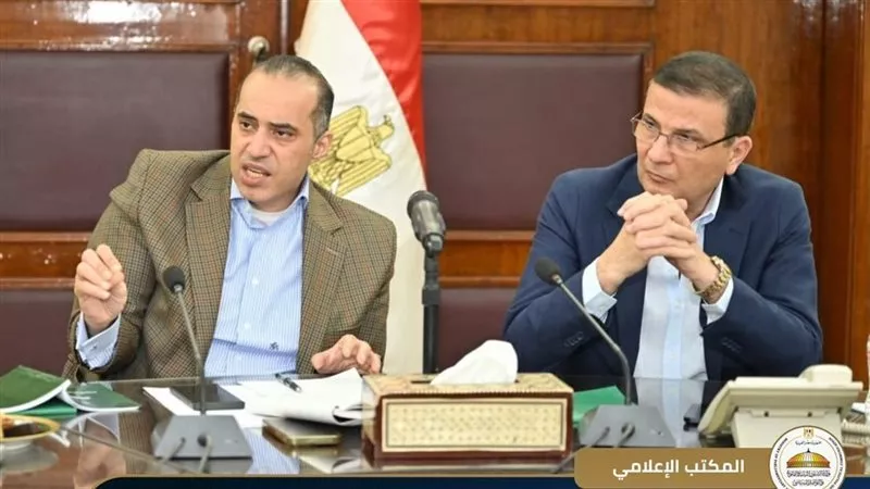 فوزي ووزير الزراعة يترأسان وفدًا للاطلاع على منظومة التعاونيات الزراعية 
