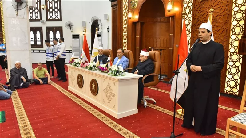أجواء روحانية في احتفال أسيوط بالمولد النبوي بحضور القيادات الدينية والتنفيذية