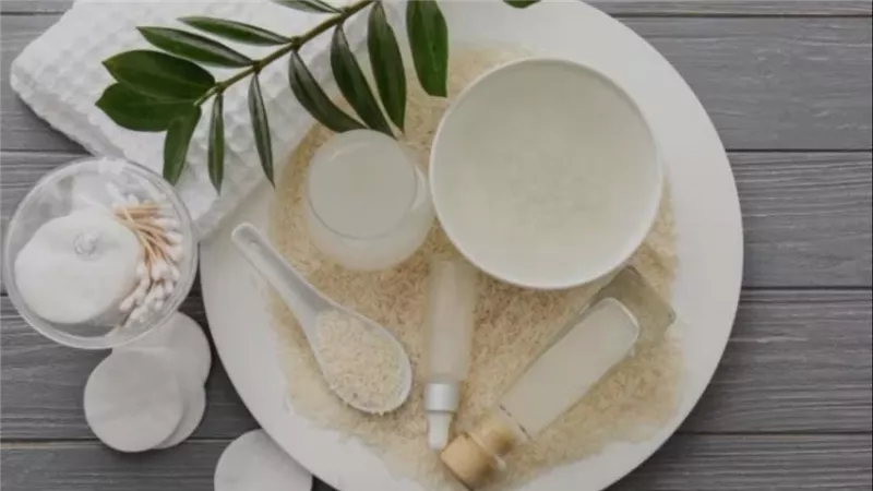 وصفات طبيعية كورية للعناية بالشعر.. ماء الأرز كيراتين طبيعي 