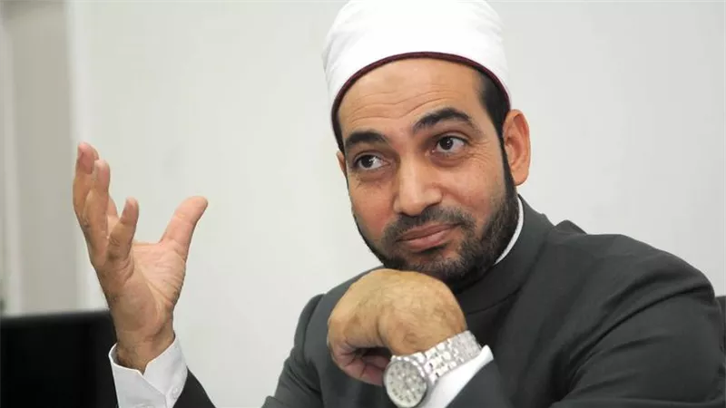 حلوى المولد فرحة.. سالم عبدالجليل: الاقتداء بالنبي يبدأ بأخلاقه (خاص)