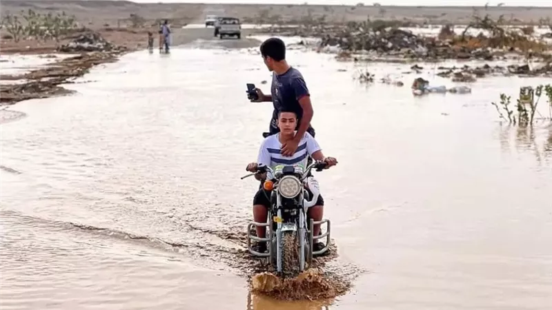 أمطار غزيرة وسيول تضرب حلايب وشلاتين.. وإعلان حالة الطوارئ بالمحافظة