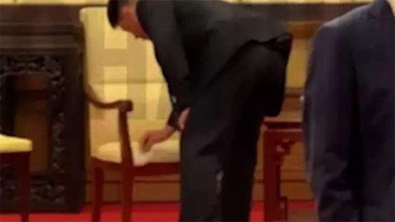طقوس أمنية غامضة.. فريق الزعيم الكوري الشمالي يمحو آثاره بعد لقائه بوتين ببكين