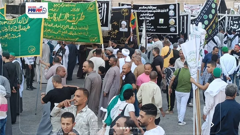 مدد يا رسول الله.. بدء الموكب الصوفي للاحتفال بـ المولد النبوي (صور)
