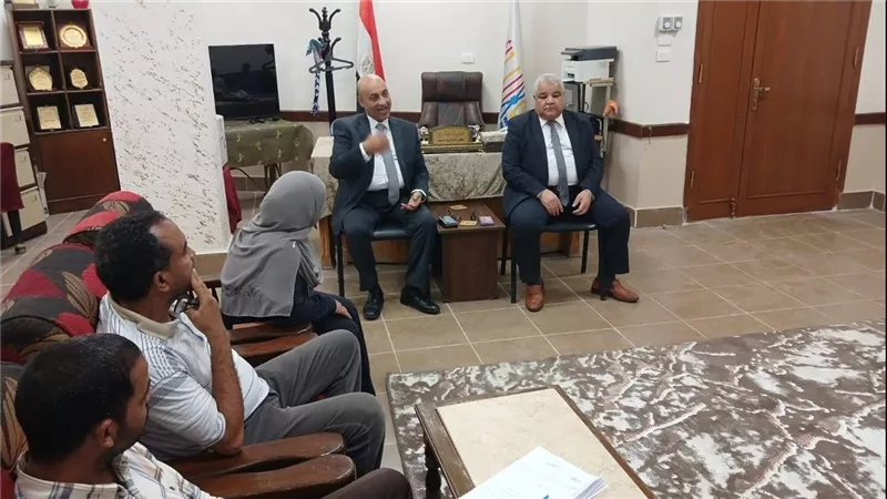 نائب وزير التعليم يجتمع بمديري المدارس الثانوية لمناقشة البكالوريا المصرية