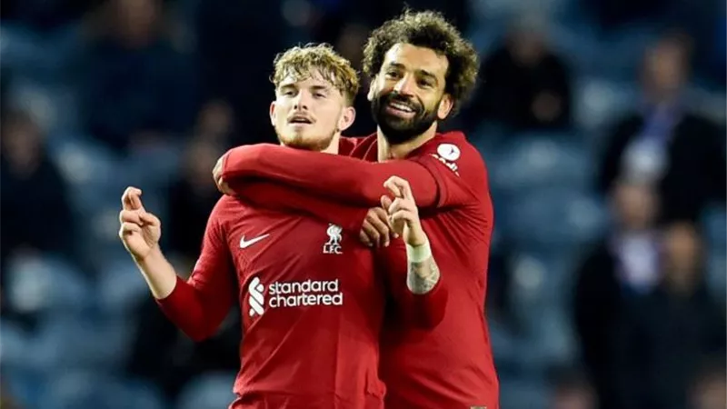   محمد صلاح يودع صديقه برسالة مؤثرة: 