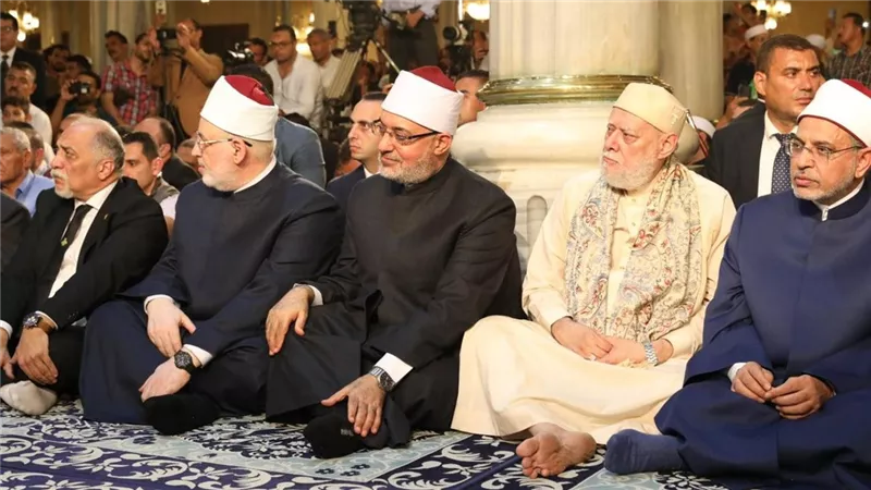 مفتي الجمهورية يشهد احتفال الطرق الصوفية بذكرى المولد النبوي الشريف