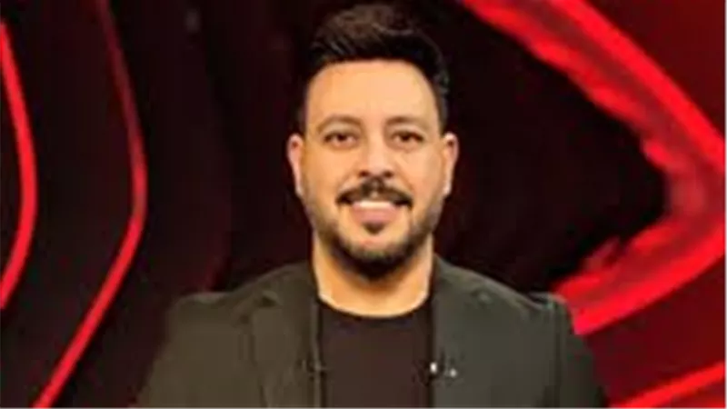 أحمد أسامة يتوج بلقب أفضل مقدم رياضي في مهرجان 