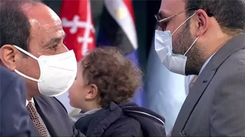بعد تهنئة الرئيس السيسي له..طبيب جائحة كورونا : 
