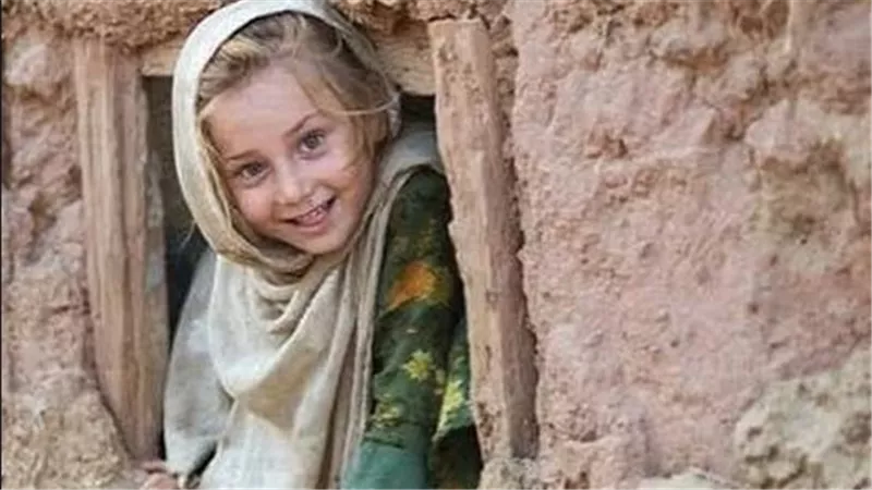 هل يجوز للإنسان أن يتصرّف في ماله دون مراعاة مشاعر الفقراء؟