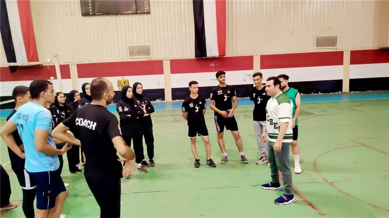 انطلاق منافسات الكرة الطائرة ضمن الدورة الصيفية الأولى برأس البر