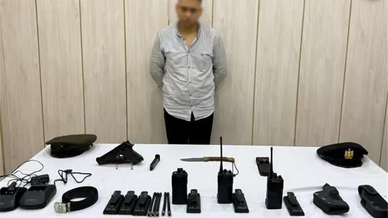 لاسلكي وطبنجة وكلابش.. نهاية نصّاب الزيتون على يد رجال المباحث