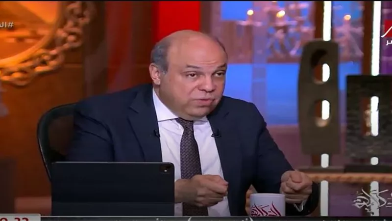 وزير الطيران: مطار القاهرة يحقق أرباحًا سنوية تتجاوز 16 مليار جنيه