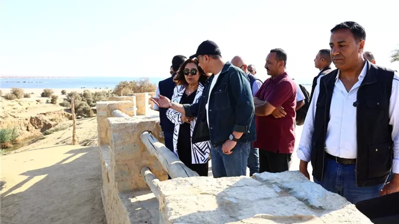 وزيرة التنمية المحلية ومحافظ الفيوم يتفقدان محمية وادي الريان