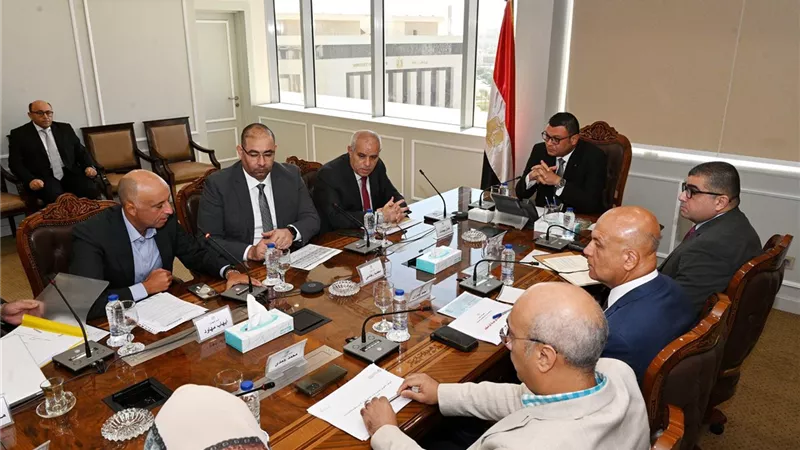 وزير الإسكان: توجيهات بتكثيف العمالة للانتهاء من أعمال الحي اللاتيني بالعلمين