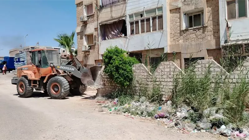 رفع 13 قرار إزالة بمساحة 1270 متر في حملة بحي فيصل بالسويس