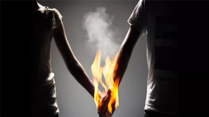 ما حكم من ينادي بالزنـ.ـا والشـ.ـذوذ الجنـ.ـسي؟ الإفتاء توضح