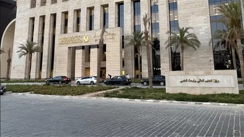 مد فترة قبول أوراق الطلاب المصريين الحاصلين على الشهادات المعادلة حتى14 سبتمبر