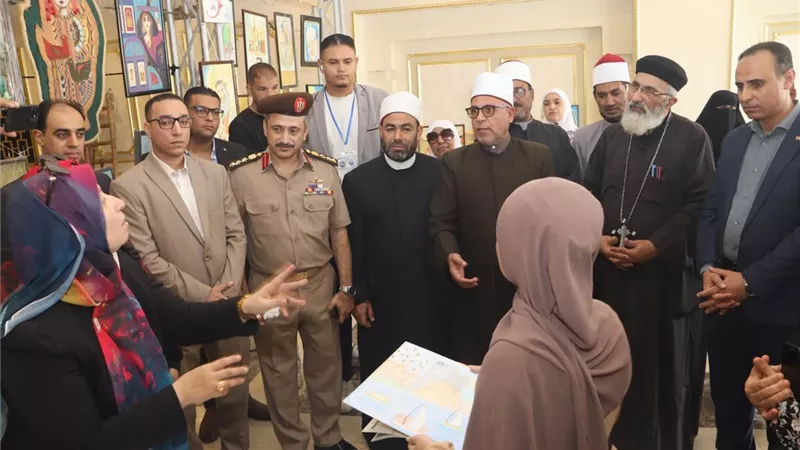 أجواء المحبة.. احتفالية كبرى بالمولد النبوي تجمع الأزهر والمطرانية ببني سويف