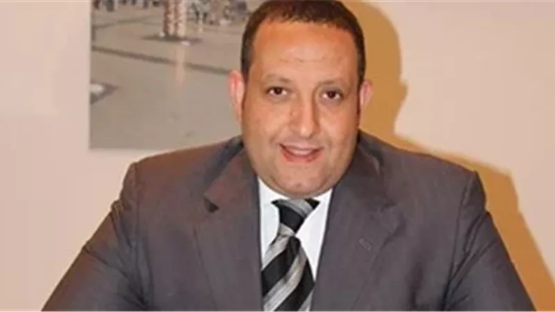  محمد عبد الغني: إزالة حواجز السفارات رسالة ردع واضحة لضمان احترام بعثاتنا 