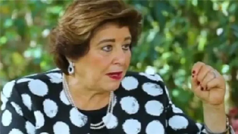 سرقة أنتيكات وفضيات نادرة من فيلا فريدة الزمر على يد فتاة من كرداسة | خاص