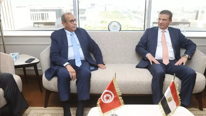 وزير الزراعة: مستعدون لتقديم كافة التسهيلات لتونس بمختلف المجالات الزراعية