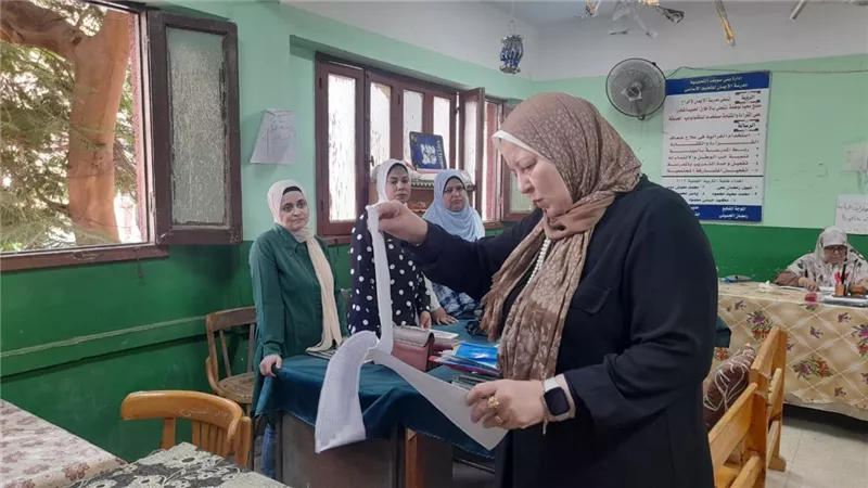 جولة مفاجئة للهواري لمدارس بني سويف استعدادا للعام الدراسي الجديد