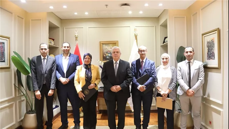وزير التعليم العالي يشهد بروتوكول تعاون بين 