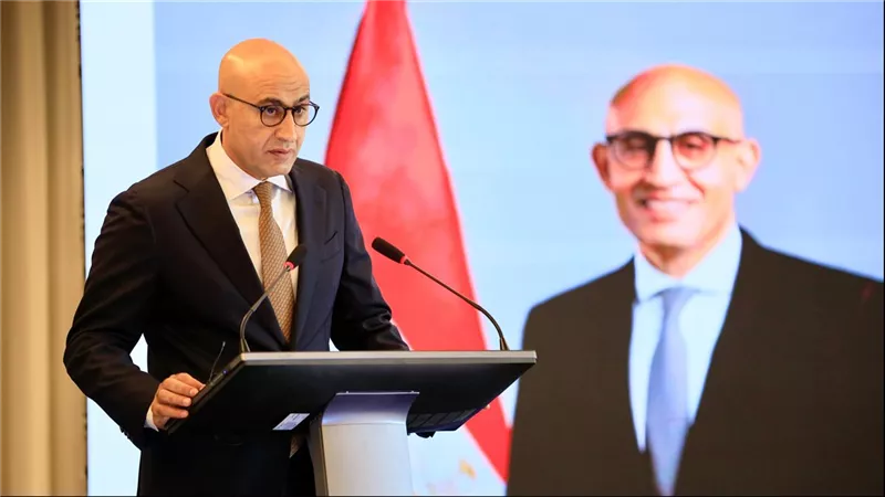 معلمون يطالبون بسرعة صرف بدل الانتقال والملاحظة بالامتحانات