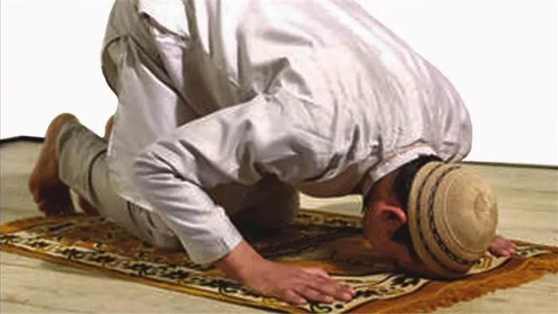  فاتتني صلوات كثيرة تركتها في شبابي وأنا لا أعرف عددها ماذا أفعل؟