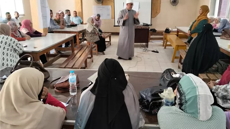 بني سويف الأزهرية تكثف جهودها لتنظيم ورش العمل للمعلمين