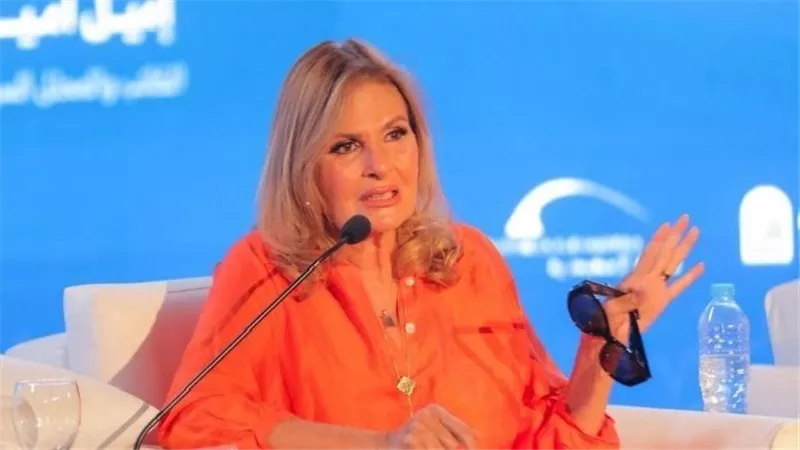 يسرا : الأمير طلال بن عبدالعزيز ساندني في أوقات صعبة وحياته تستحق التوثيق