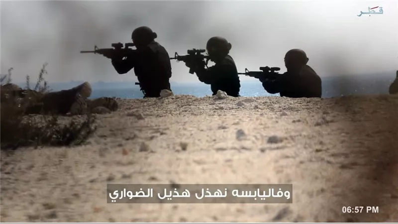 تليفزيون قطر يعرض المناورة العسكرية لجيشها بعد الاعتداء الإسرائيلي