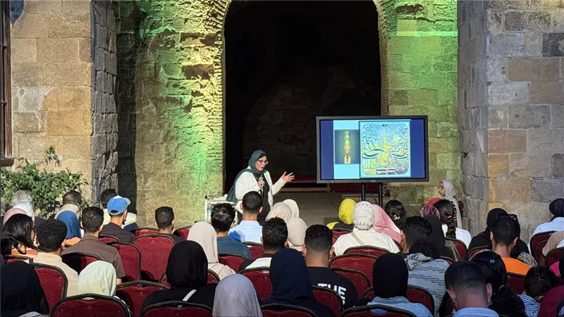 مؤسسة حواس تنظم محاضرة عن “المرأة المصرية القديمة” بقصر الأمير طاز