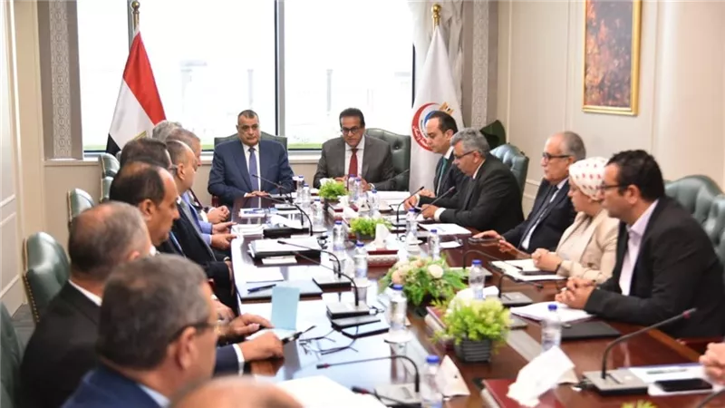 وزيرا الصحة والإنتاج الحربي يبحثان التعاون لتطوير المنظومة الصحية 