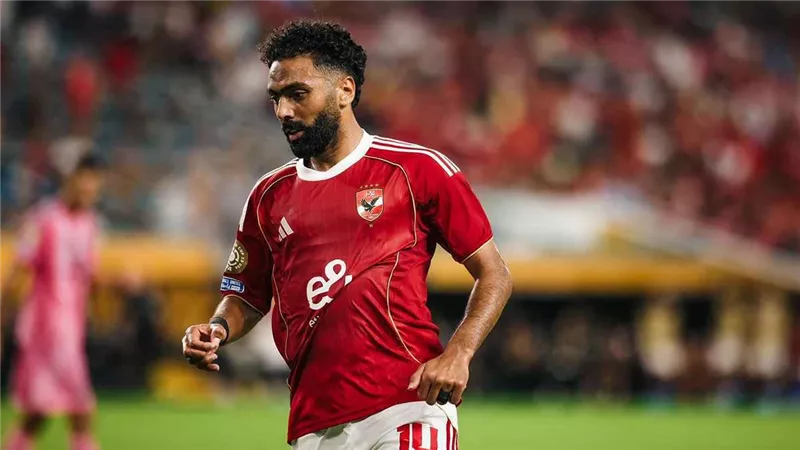 الأهلي يعود للمباراة.. الشحات يحرز هدف التعادل في شباك الزمالك