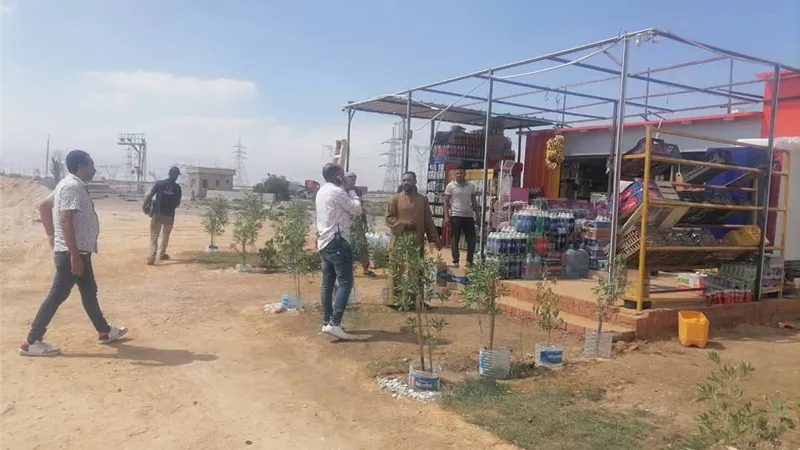 إزالة 13 حالة إشغال وتعديات في حملة مكبرة بمنطقة العين السخنة بالسويس