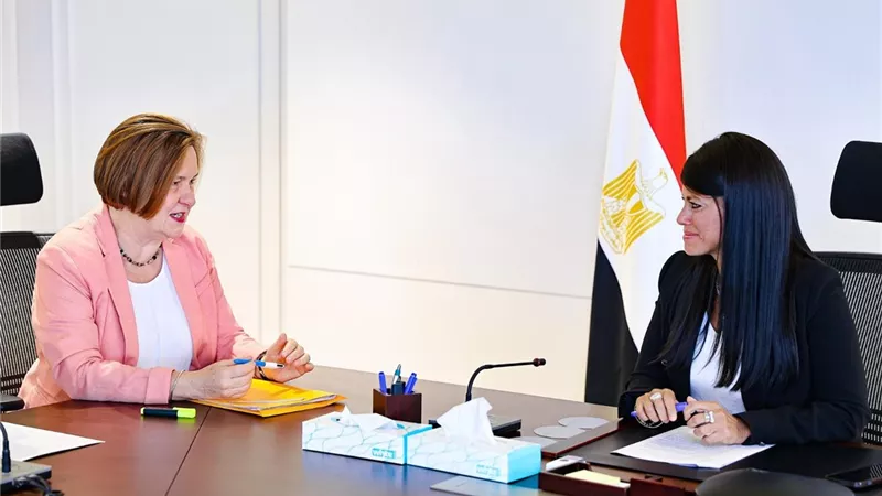 المشاط تستعرض ملامح ومرتكزات 