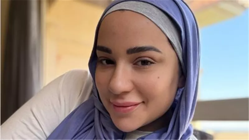 أسما شريف منير : قررت أشيل أظافر الچل عشان أرضي ربنا