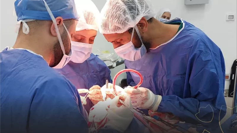 انجاز جديد.. فريق طبي بمجمع السويس ينجح في استئصال ورم بالمخ