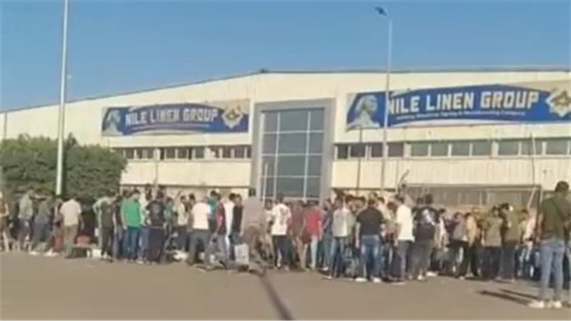 لانتهاك حقوق العمال.. إضراب عمال «لينين جروب» بعد وفاة رضيعة زميلتهم