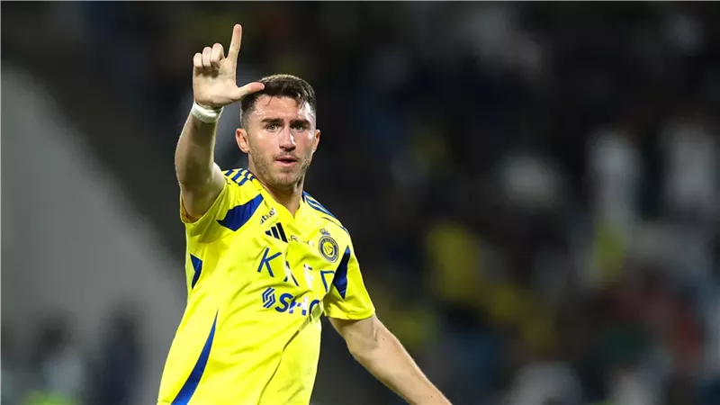 بعد حل أزمته مع النصر .. لابورت ينضم رسميًا لبيلباو